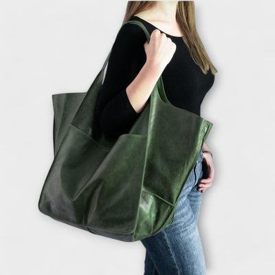 Olívia – Oversized Weekender Bag