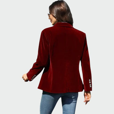 Lileth – Timeless Elegance in a Tailored Blazer