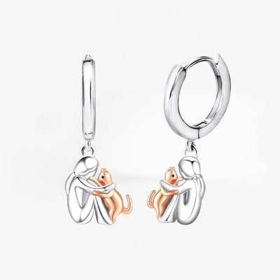 Tracy | Cat Embrace Earring (Round Closure)
